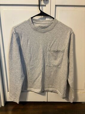 Abercrombie & Fitch Heather Gray Crewneck Sweatshirt